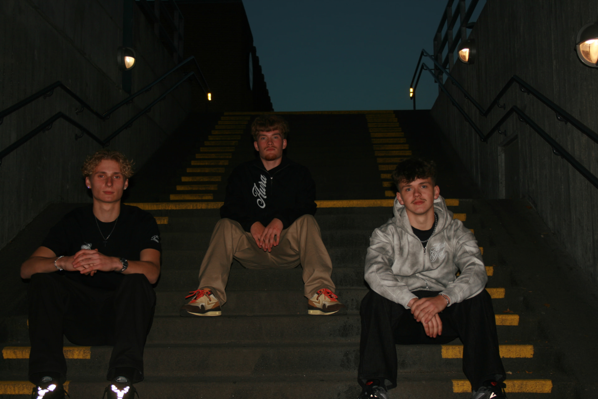 AURA heavyweight streetwear — natlig scene i København